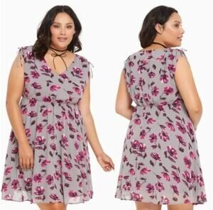Torrid Womens Gray & Pink Floral Print Tie Sleeve Chiffron Skater Dress Size 4XL